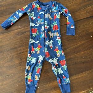Hanna Andersson festive dog full zip pajama